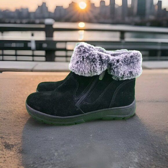 Khombu Shoes - ✅Khombu JESSICA Black Suede Faux Fur Lined Side Zip Ankle Booties Womens 8M Shoe